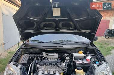 Седан Chevrolet Aveo 2006 в 