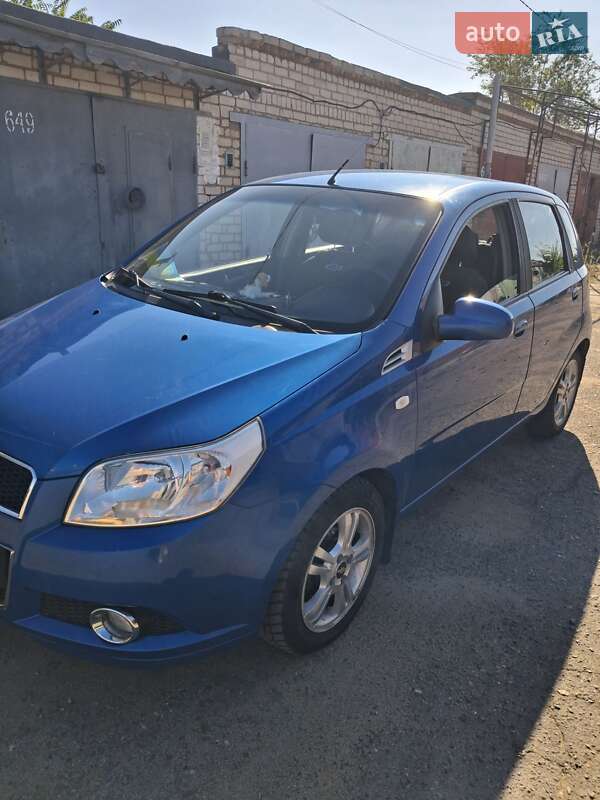Хэтчбек Chevrolet Aveo 2008 в Николаеве