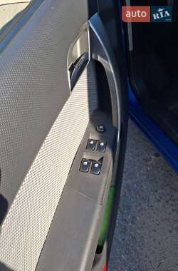 Хэтчбек Chevrolet Aveo 2008 в 