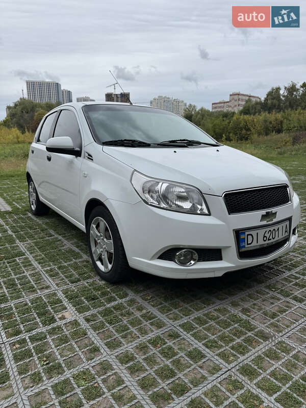 Хетчбек Chevrolet Aveo 2010 в Києві фото 6 Хетчбек Chevrolet Aveo 2010 в Києві