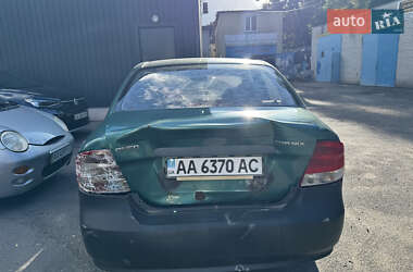 Седан Chevrolet Aveo 2004 в 