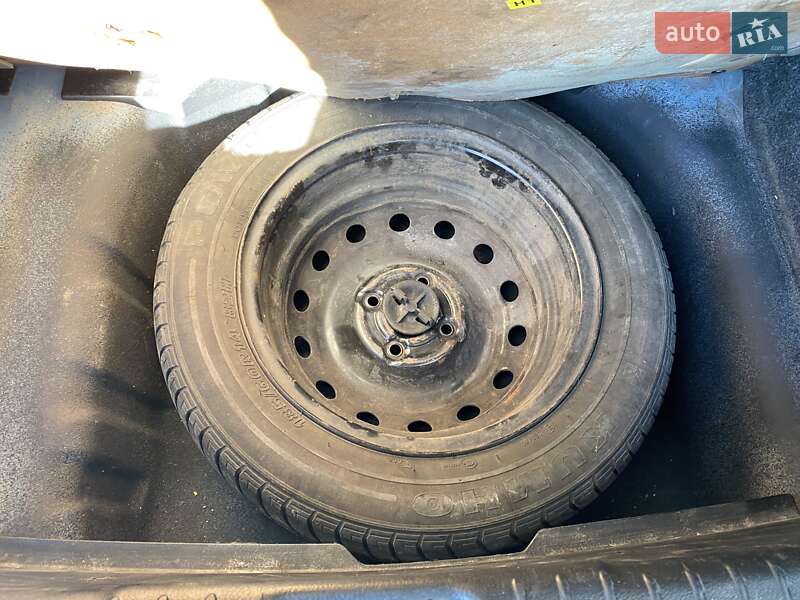 Хетчбек Chevrolet Aveo 2005 в Києві