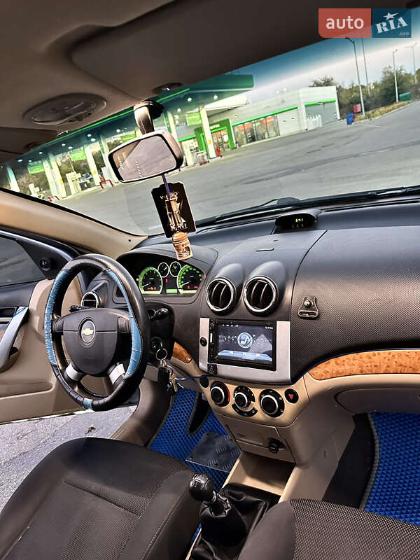 Седан Chevrolet Aveo 2008 в Запорожье