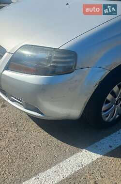 Хэтчбек Chevrolet Aveo 2007 в 