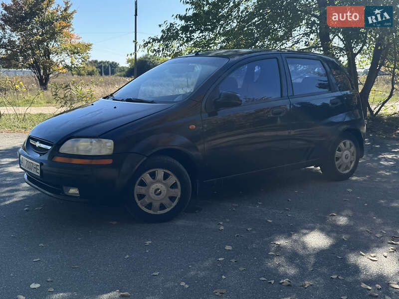 Хэтчбек Chevrolet Aveo 2005 в Буче
