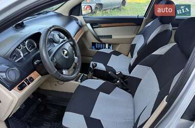 Седан Chevrolet Aveo 2008 в 
