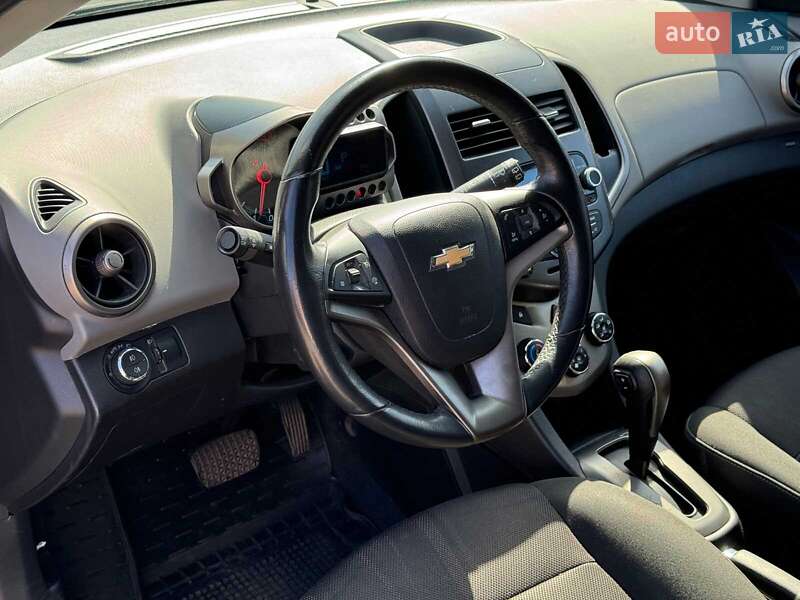 Хетчбек Chevrolet Aveo 2012 в Вінниці фото 16 Хетчбек Chevrolet Aveo 2012 в Вінниці