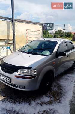 Седан Chevrolet Aveo 2004 в Коломиї
