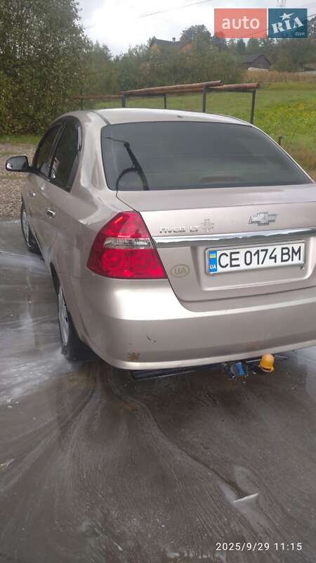 Седан Chevrolet Aveo 2008 в Черновцах