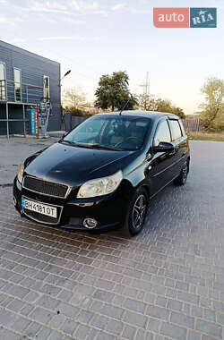 Хэтчбек Chevrolet Aveo 2008 в 