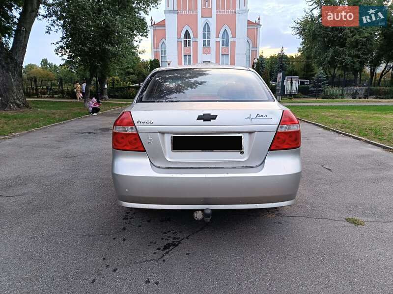 Седан Chevrolet Aveo 2007 в Киеве
