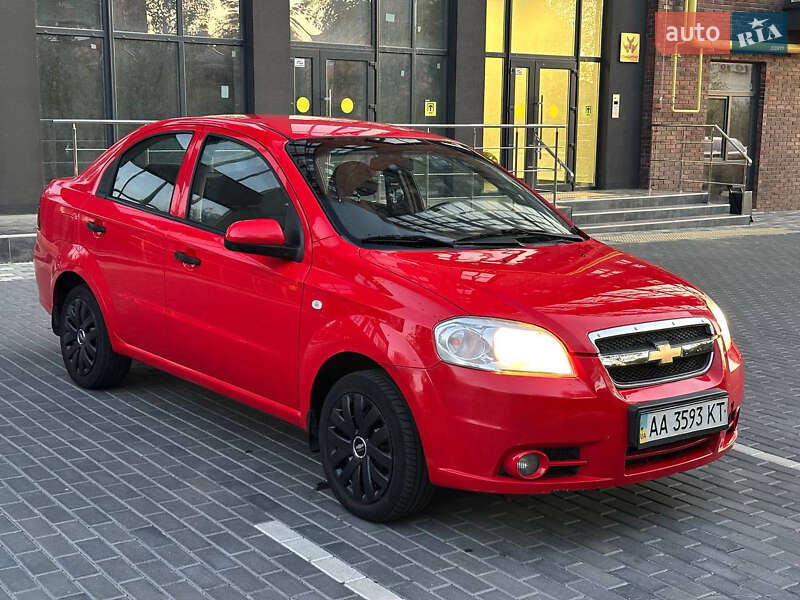Седан Chevrolet Aveo 2007 в Полтаве