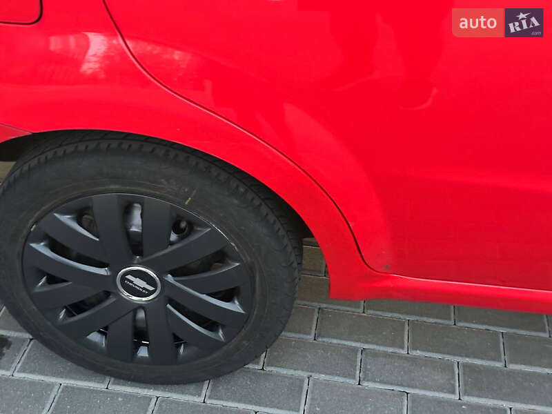 Седан Chevrolet Aveo 2007 в Полтаве
