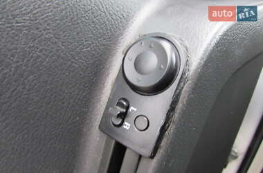 Хэтчбек Chevrolet Aveo 2006 в 