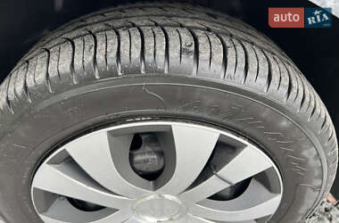 Хэтчбек Chevrolet Aveo 2006 в  фото 10 Хэтчбек Chevrolet Aveo 2006 в