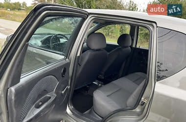 Хэтчбек Chevrolet Aveo 2006 в  фото 13 Хэтчбек Chevrolet Aveo 2006 в