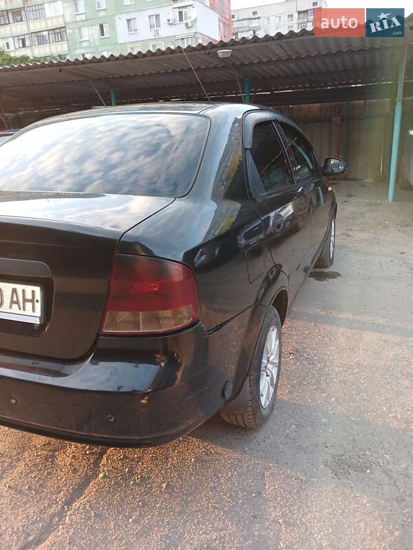 Седан Chevrolet Aveo 2006 в Первомайске