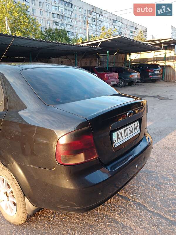 Седан Chevrolet Aveo 2006 в Первомайске