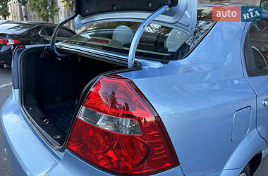 Седан Chevrolet Aveo 2007 в 
