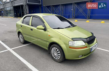 Седан Chevrolet Aveo 2004 в 