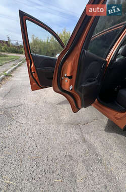 Хэтчбек Chevrolet Aveo 2007 в 