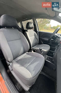 Хэтчбек Chevrolet Aveo 2007 в 