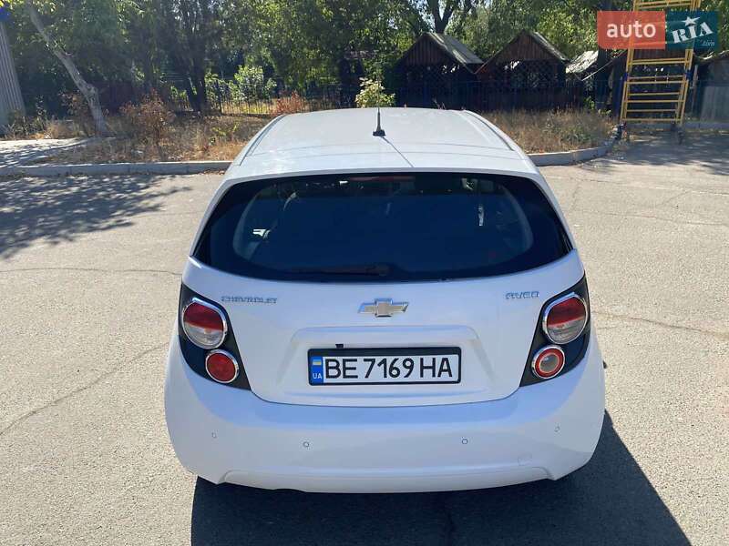 Хэтчбек Chevrolet Aveo 2012 в Николаеве