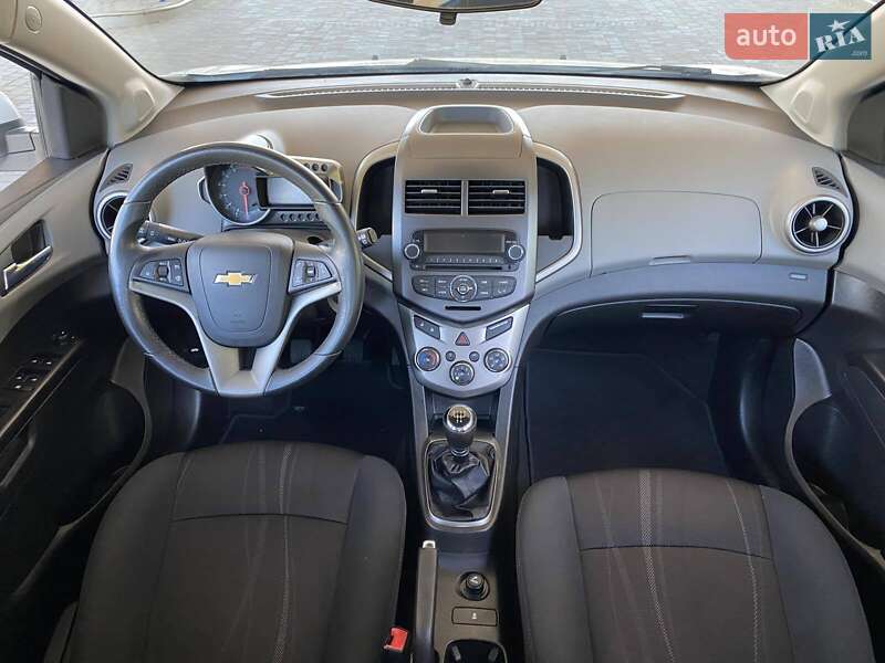 Хэтчбек Chevrolet Aveo 2012 в Николаеве