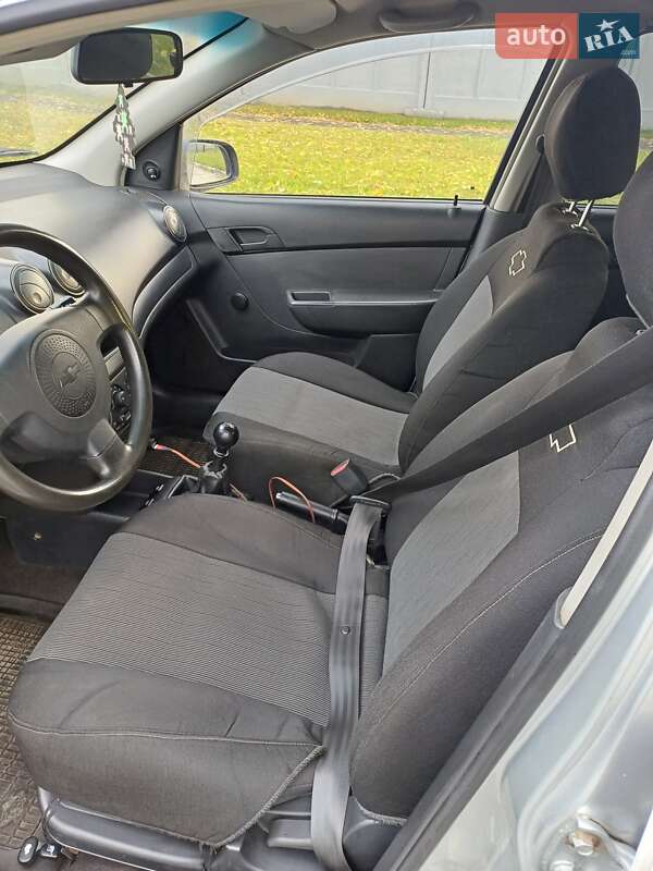 Седан Chevrolet Aveo 2007 в Львове