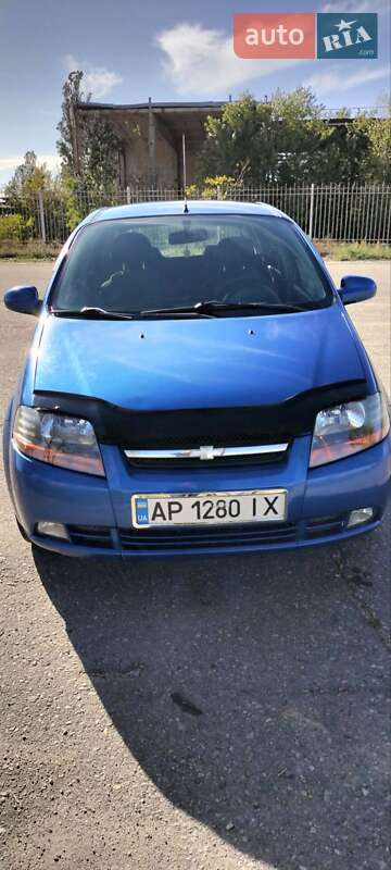 Хэтчбек Chevrolet Aveo 2006 в Запорожье