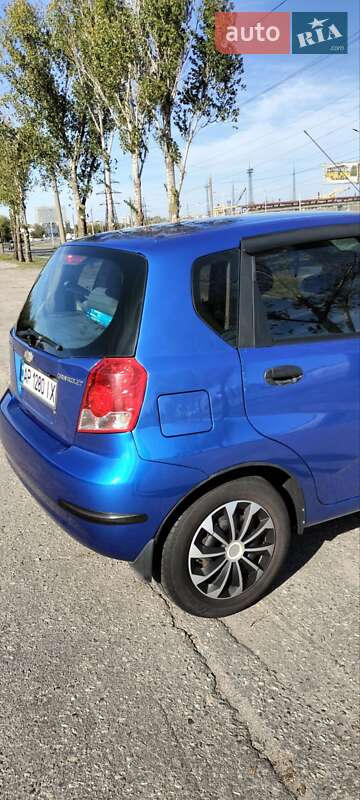 Хэтчбек Chevrolet Aveo 2006 в Запорожье