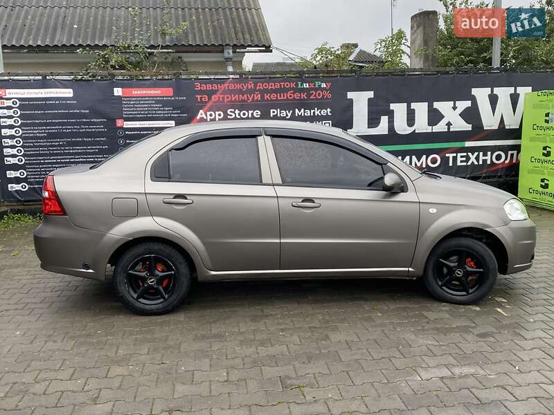 Седан Chevrolet Aveo 2007 в Теребовле