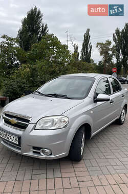 Седан Chevrolet Aveo 2006 в Києві