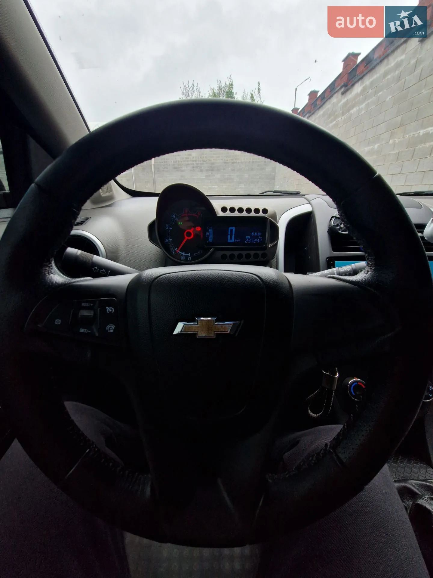 2012 Chevrolet Aveo - мініатюра 3