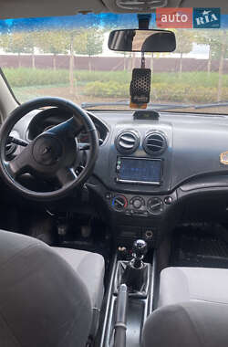 Седан Chevrolet Aveo 2006 в 