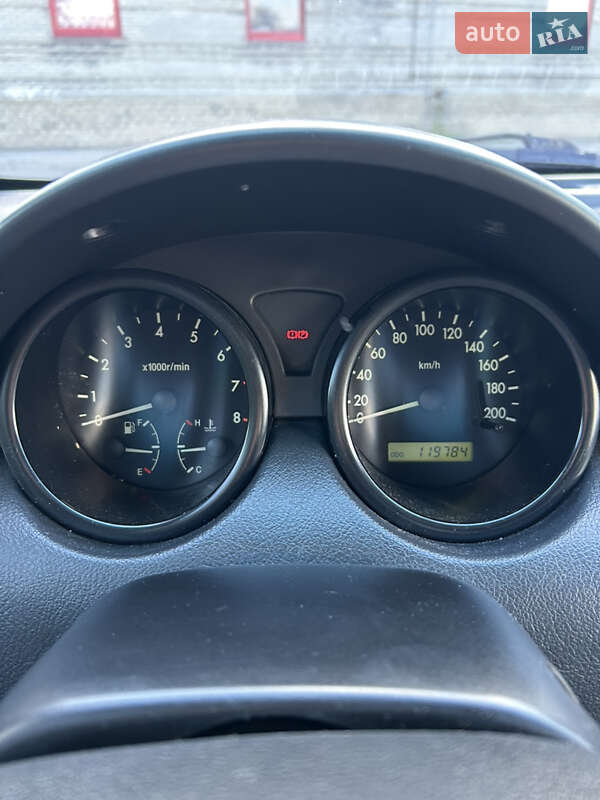 Седан Chevrolet Aveo 2005 в Днепре