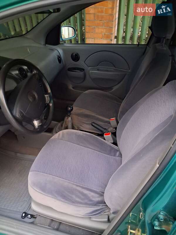 Седан Chevrolet Aveo 2005 в Ізмаїлі