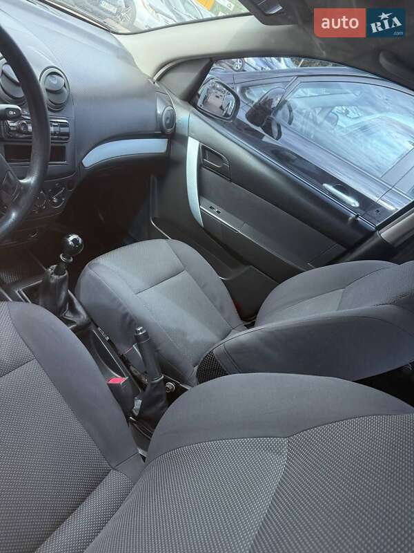Седан Chevrolet Aveo 2007 в Черкассах