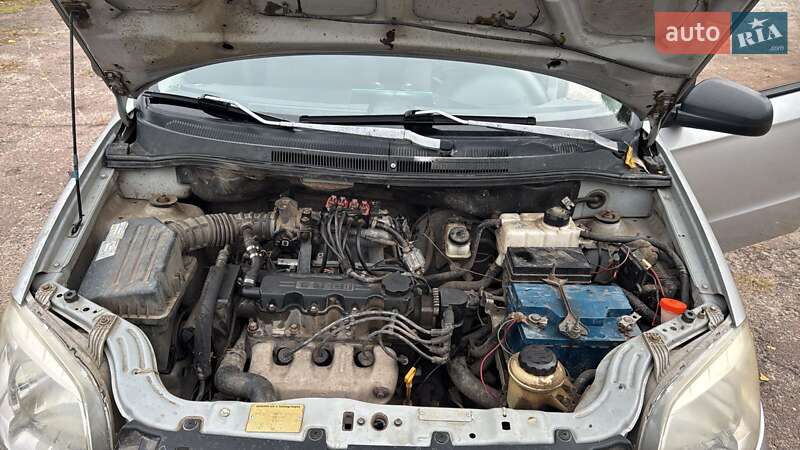Седан Chevrolet Aveo 2007 в Ямпілю