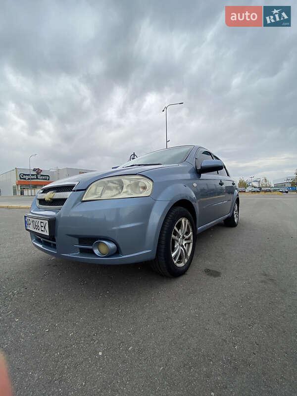 Седан Chevrolet Aveo 2006 в Запорожье
