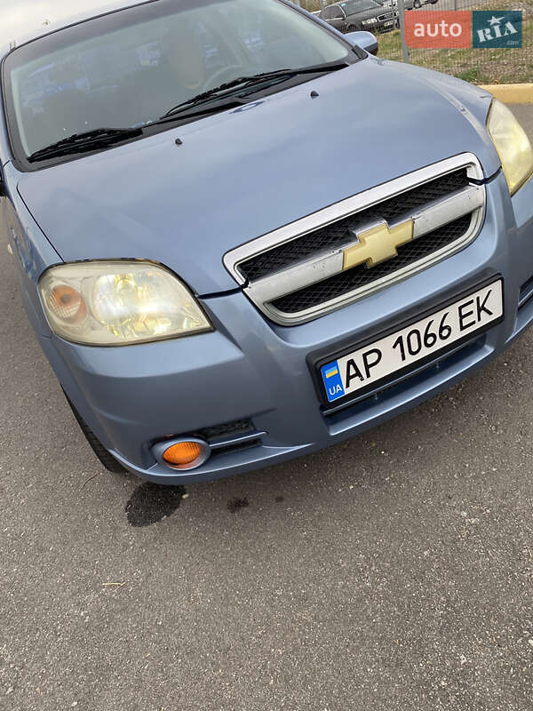 Седан Chevrolet Aveo 2006 в Запорожье