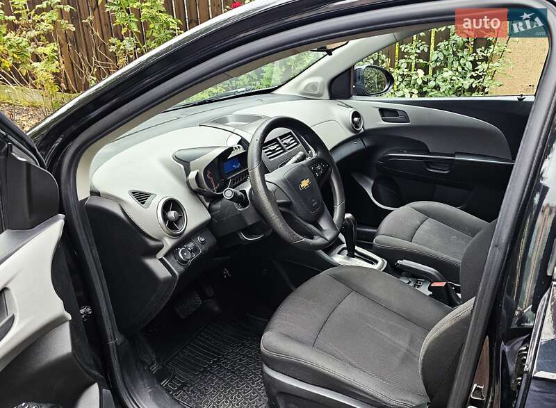 Седан Chevrolet Aveo 2014 в Одессе