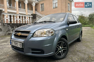 Седан Chevrolet Aveo 2006 в Калуші