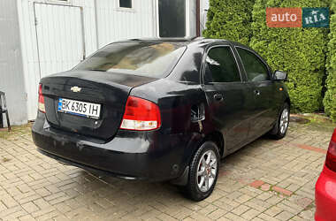 Седан Chevrolet Aveo 2005 в 