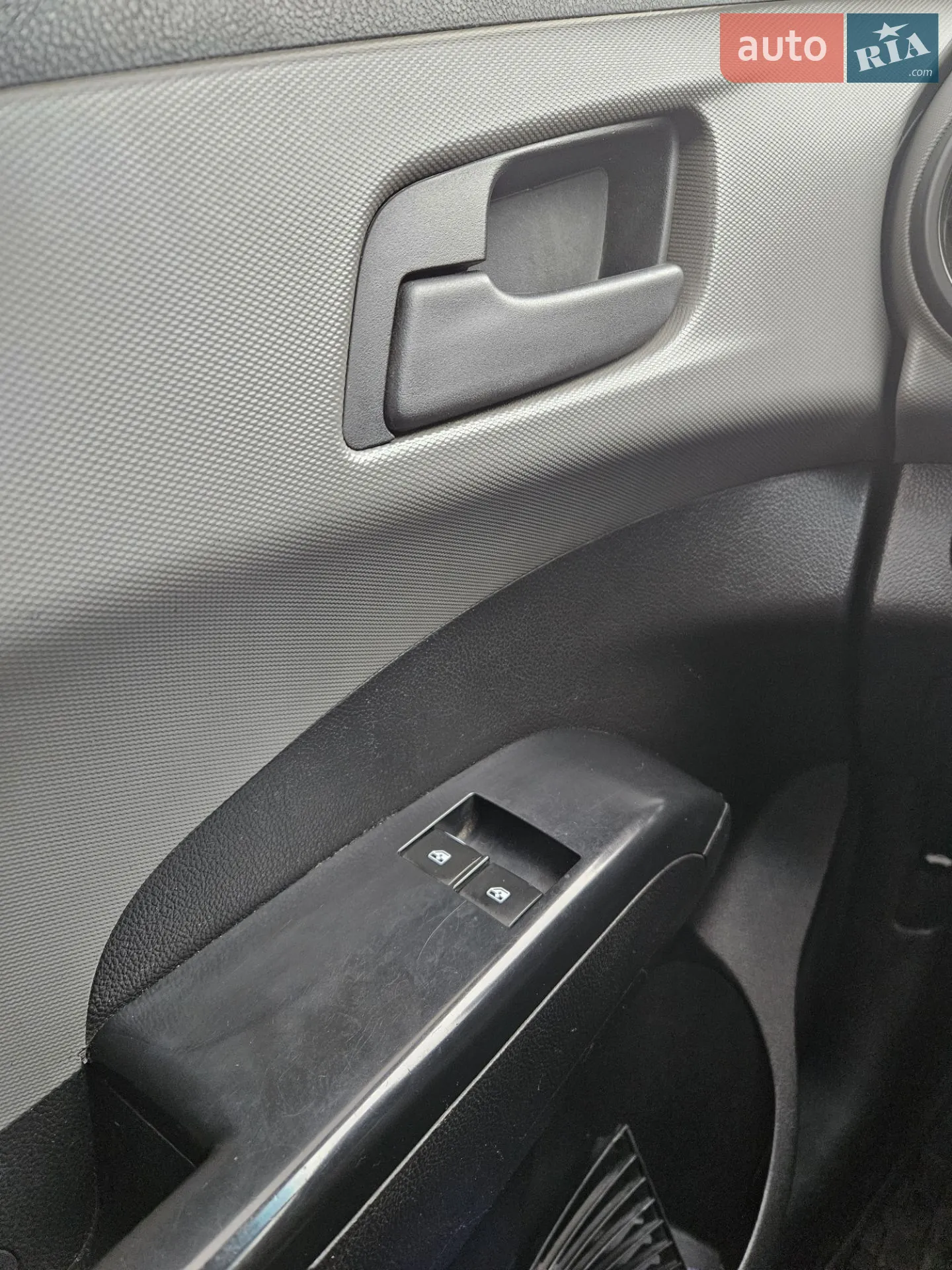 2012 Chevrolet Aveo - мініатюра 3