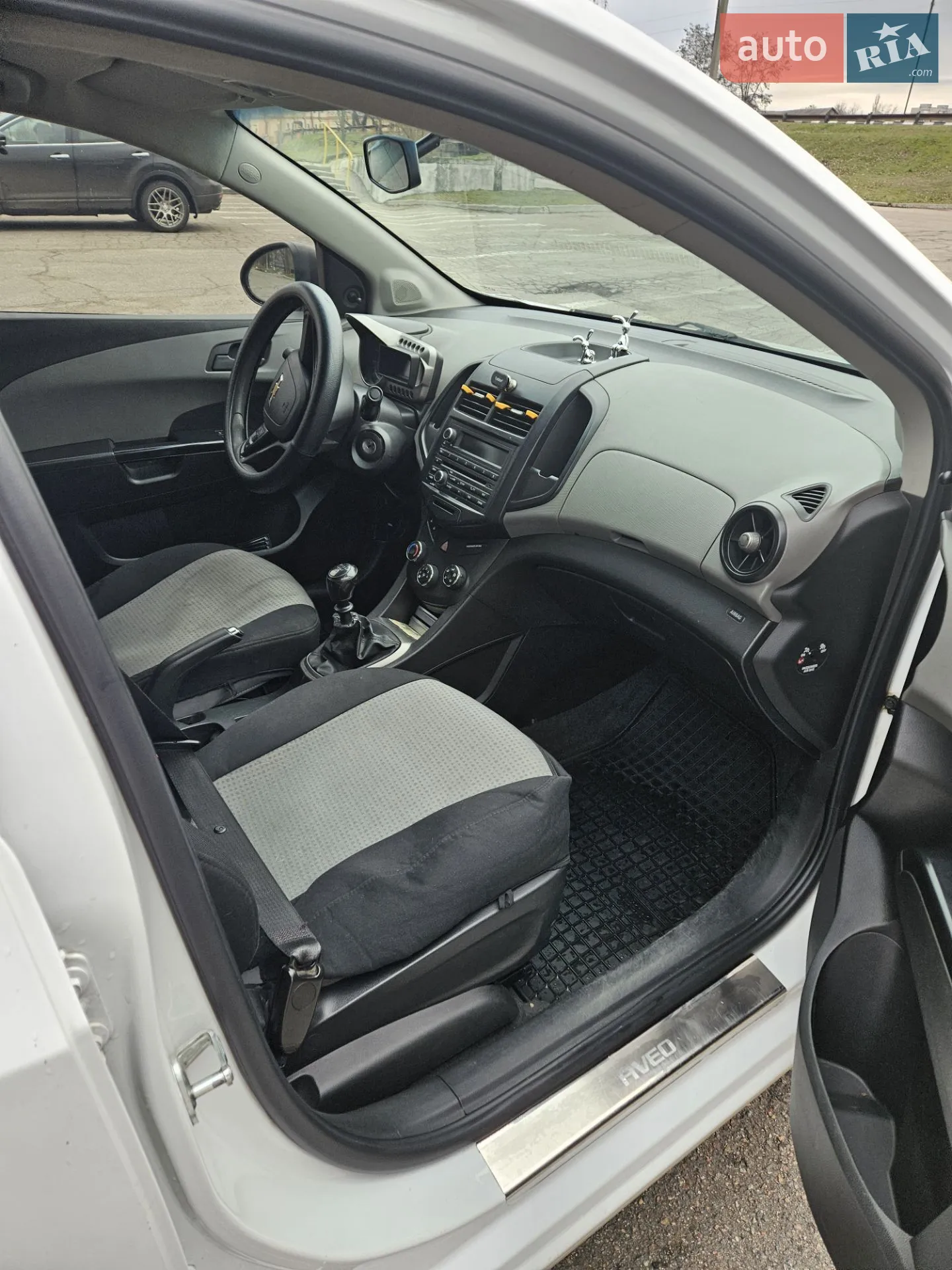 2012 Chevrolet Aveo - мініатюра 13