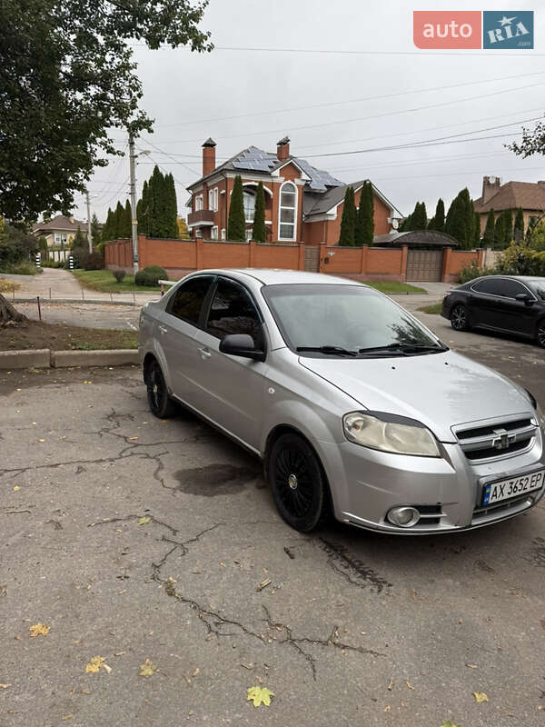Седан Chevrolet Aveo 2008 в Харькове