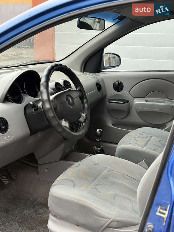 Хетчбек Chevrolet Aveo 2005 в Сумах