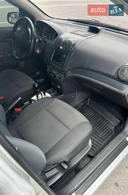 Седан Chevrolet Aveo 2011 в 