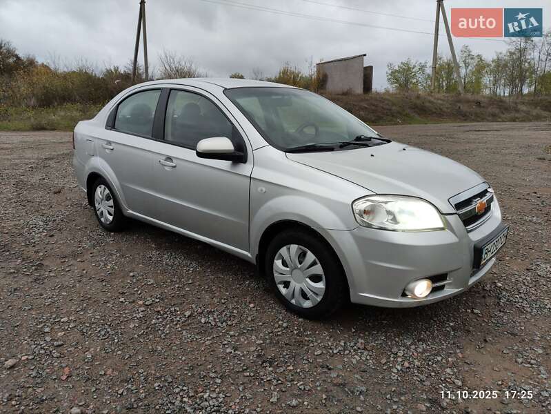 Седан Chevrolet Aveo 2008 в Первомайске